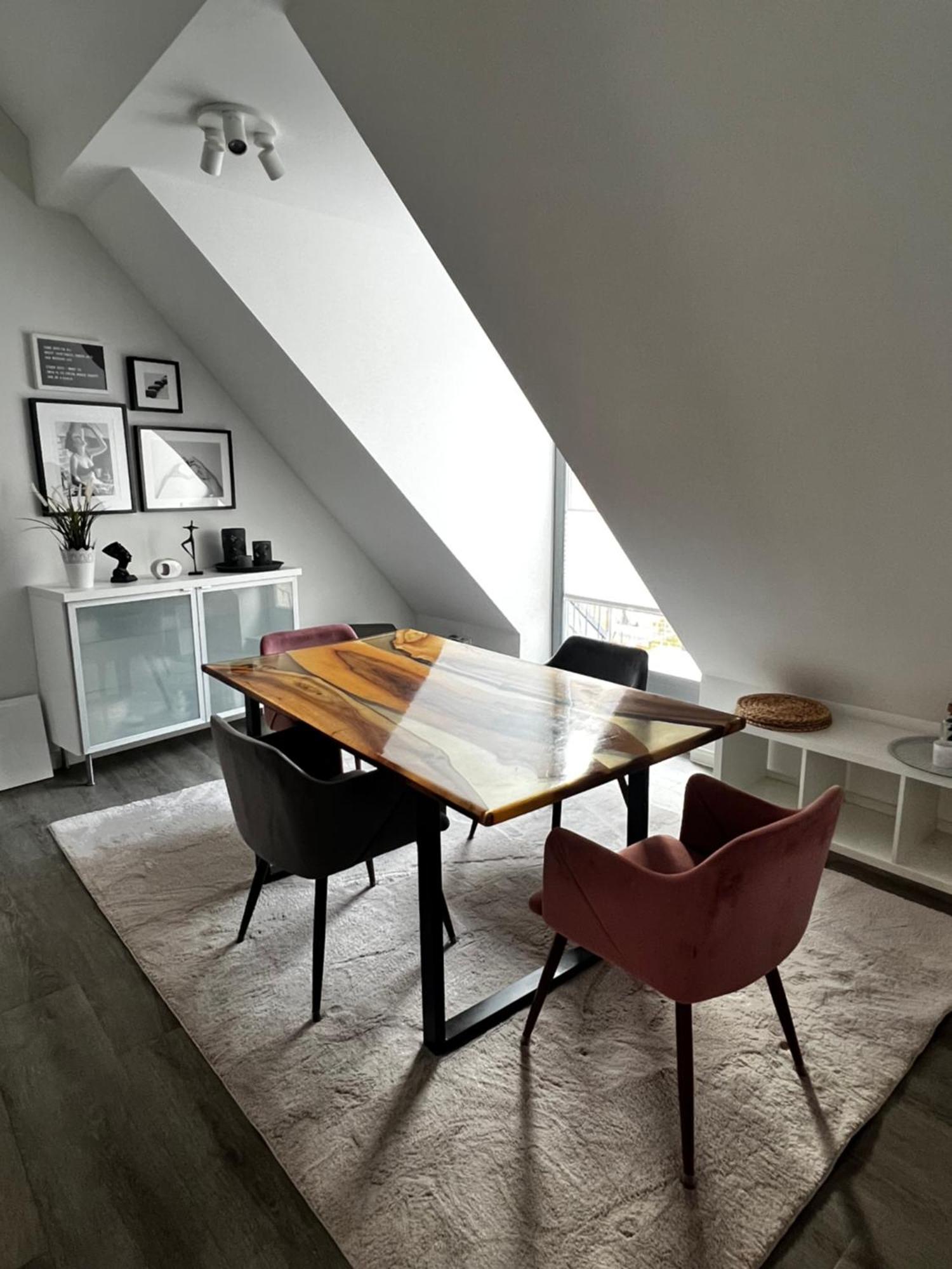 Moderne Galeriewohnung Mit Balkon Und Stellplatz Am Wenigemarkt Erfurt Extérieur photo